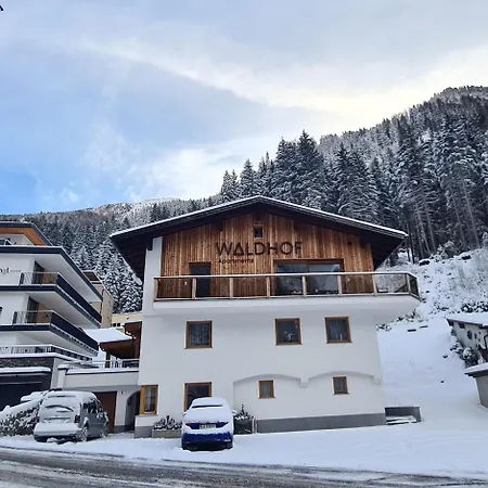 Haus Waldhof Konukevi