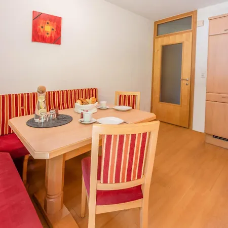 Haus Waldhof 伊施格尔